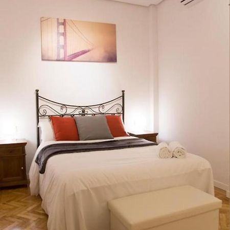 Un Elegante Piso Para Descubrir Madrid Exterior foto