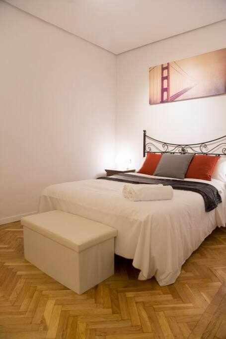 Un Elegante Piso Para Descubrir Madrid Exterior foto