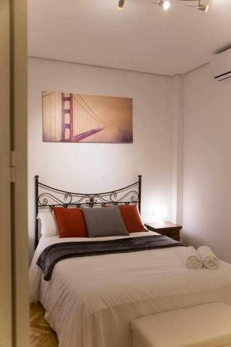 Un Elegante Piso Para Descubrir Madrid Exterior foto