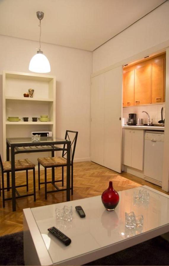 Un Elegante Piso Para Descubrir Madrid Exterior foto