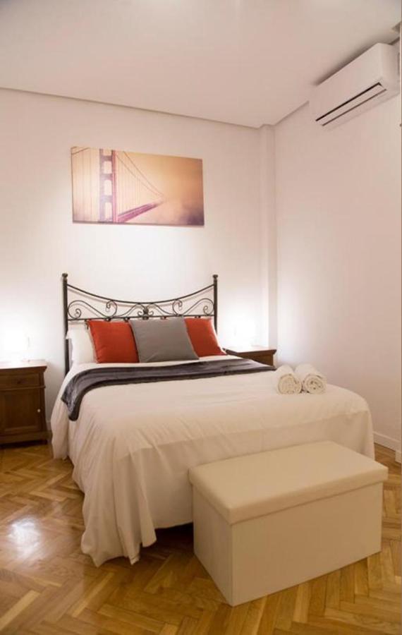Un Elegante Piso Para Descubrir Madrid Exterior foto